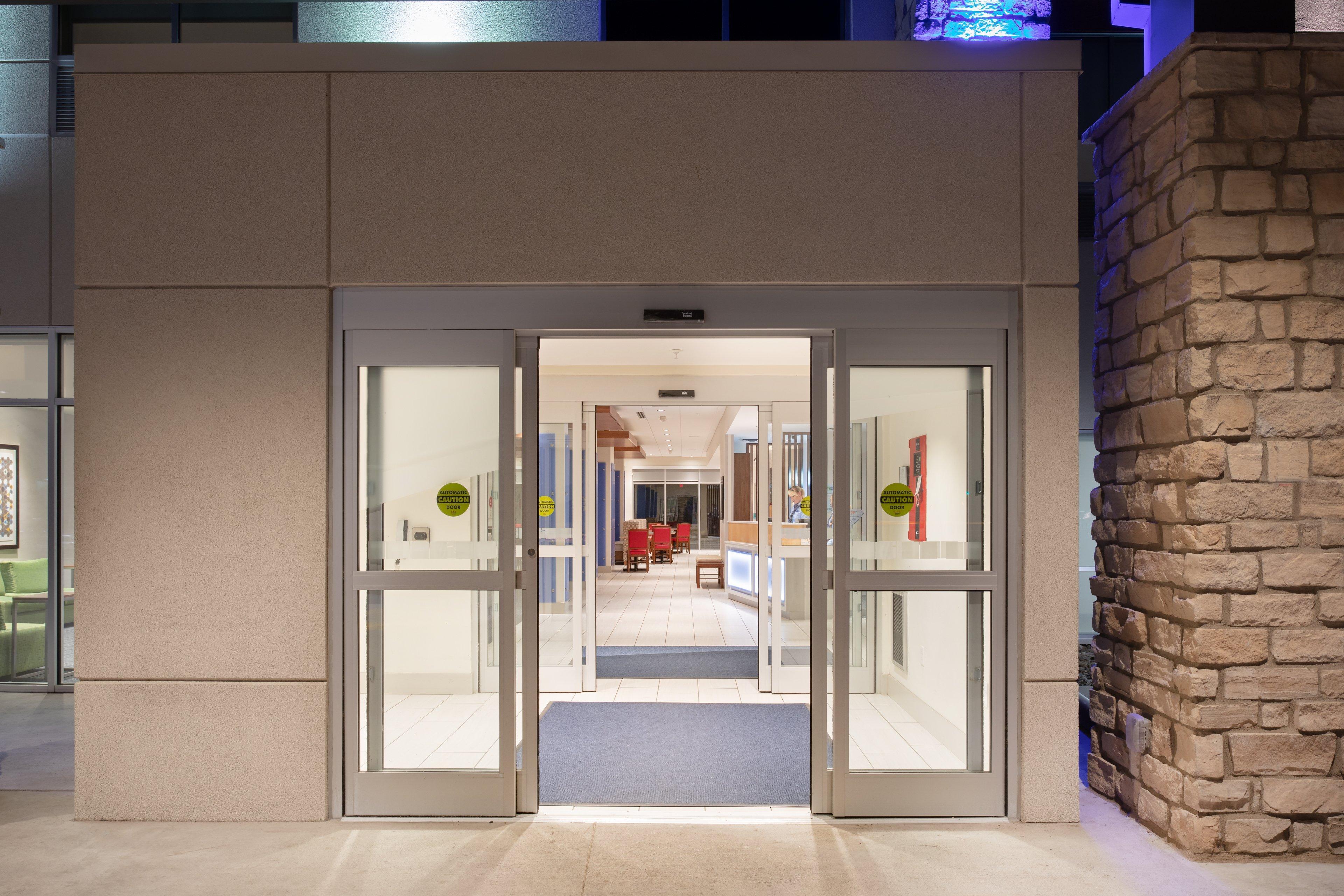 Holiday Inn Express & Suites - Sterling By Ihg Экстерьер фото