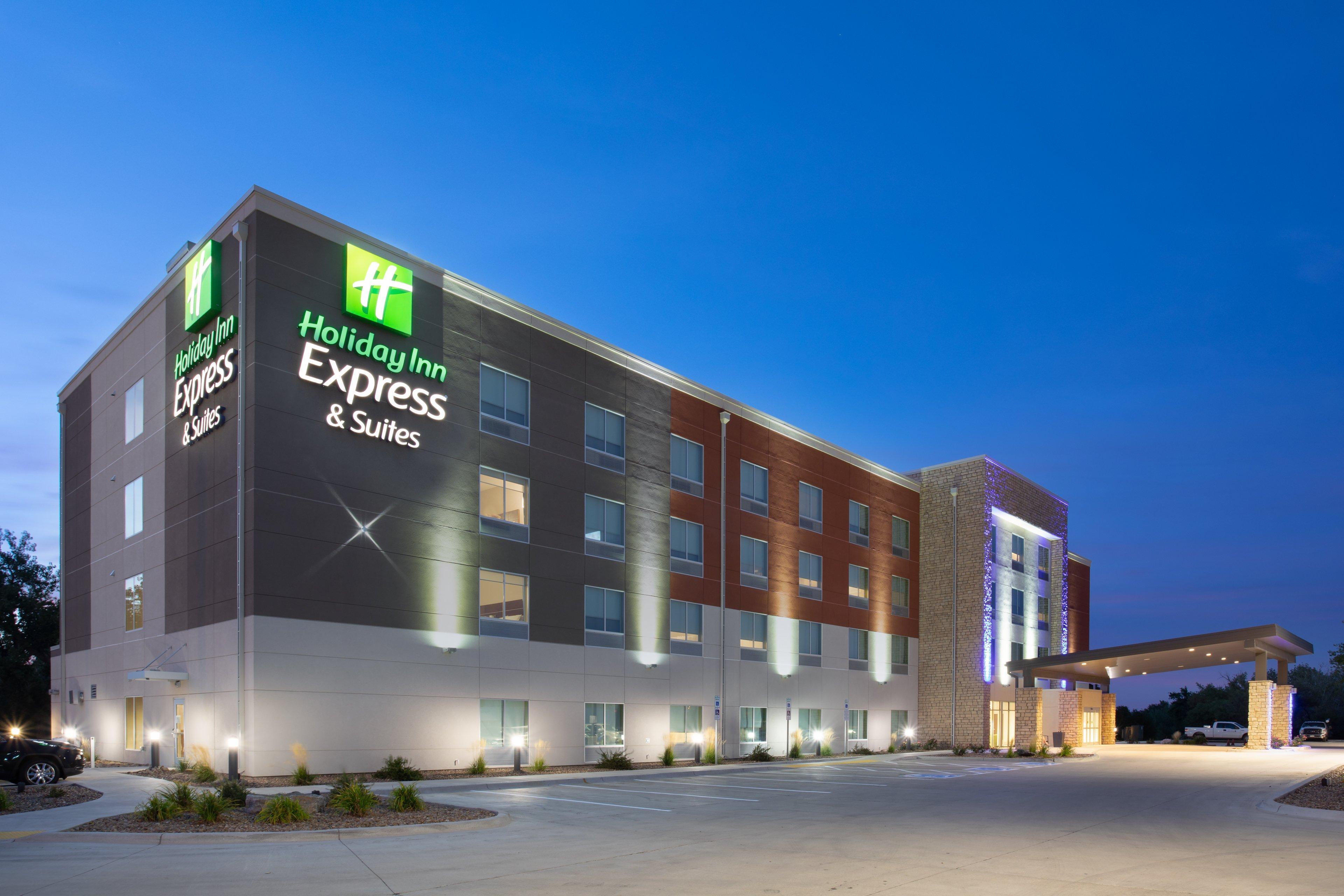 Holiday Inn Express & Suites - Sterling By Ihg Экстерьер фото