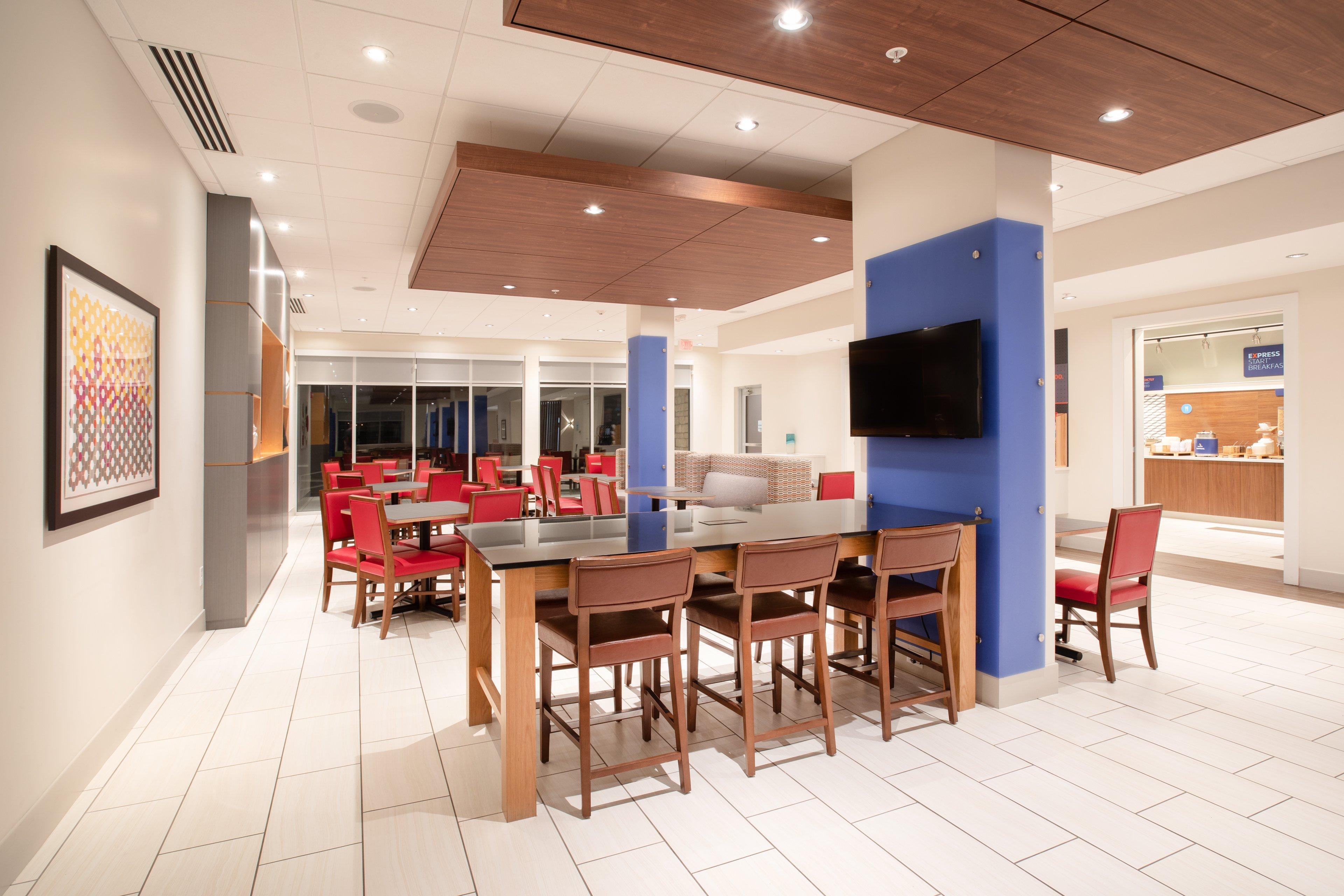 Holiday Inn Express & Suites - Sterling By Ihg Экстерьер фото